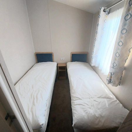 Sophie'S Caravan Camber Luaran gambar